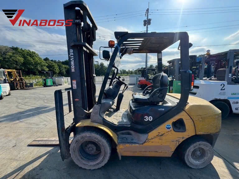 xe nâng cũ Komatsu Nhật